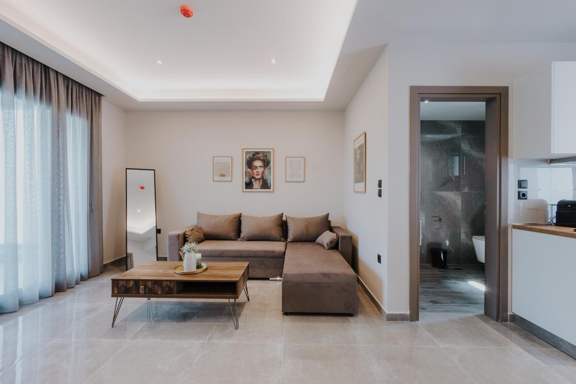 Pearl Apartel Volos Exterior photo