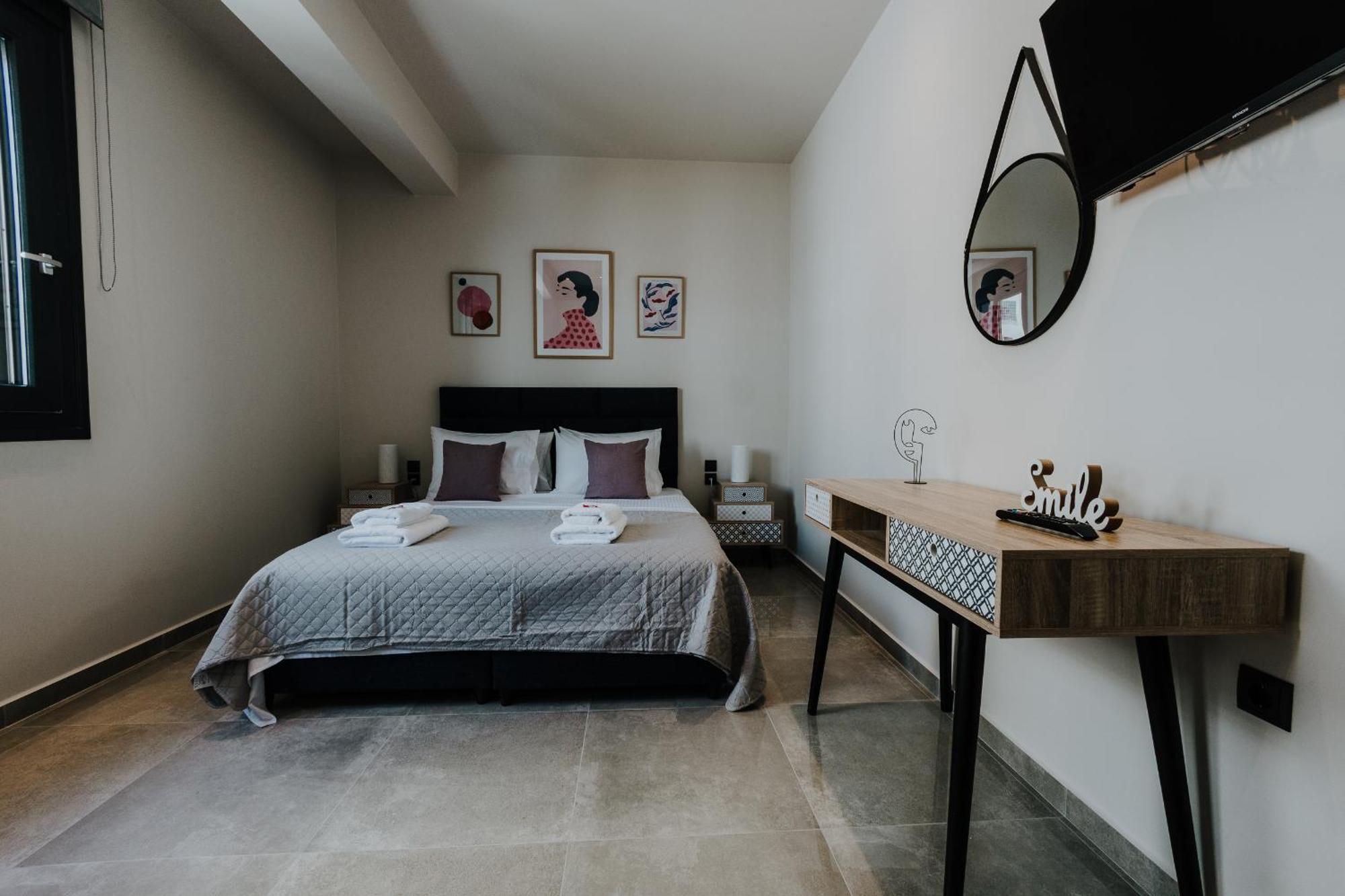Pearl Apartel Volos Exterior photo